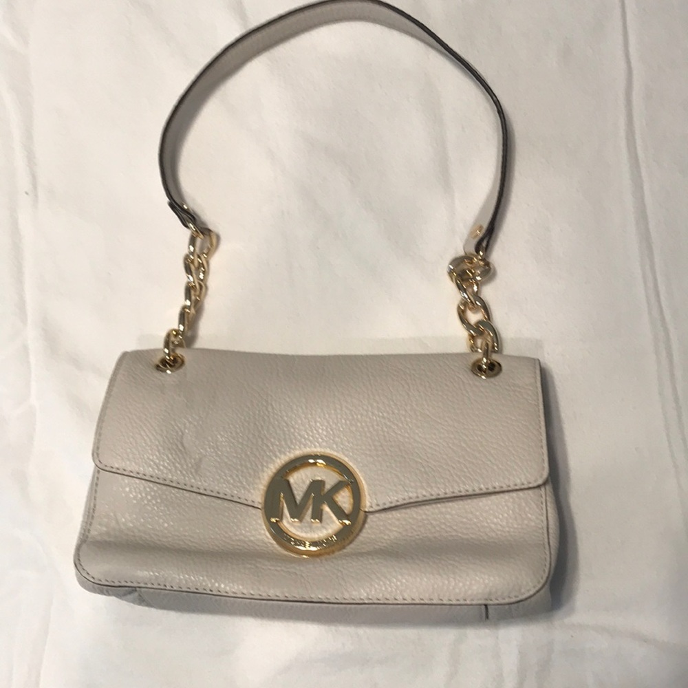 NEVER WORN MICHEAL KORS SHOULDER BAG